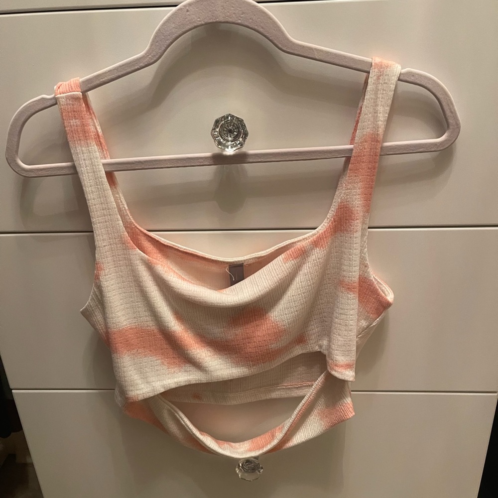 comfy going out top with little cut out